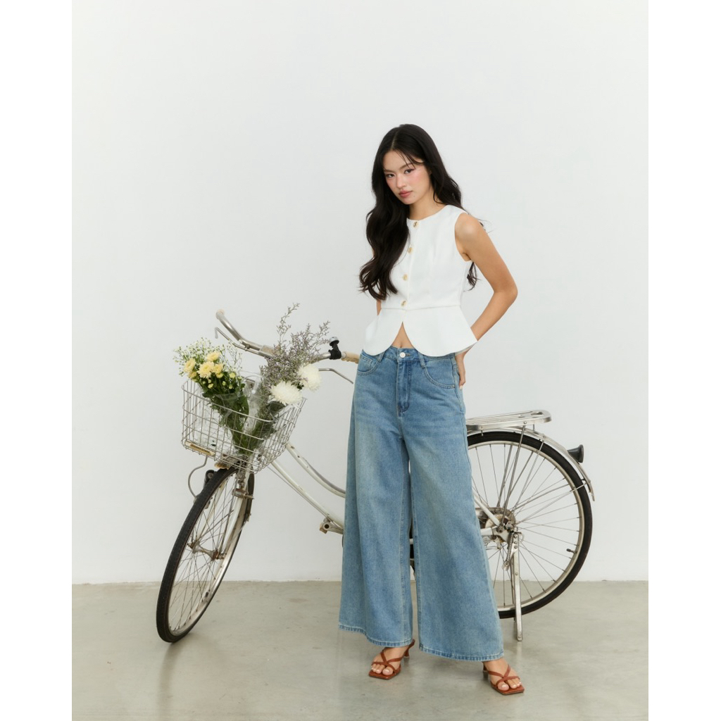 SHOP.POPO-Audrey vest เสื้อกั๊กแขนกุดกระดุมโลโก้ - รูปที่ 3