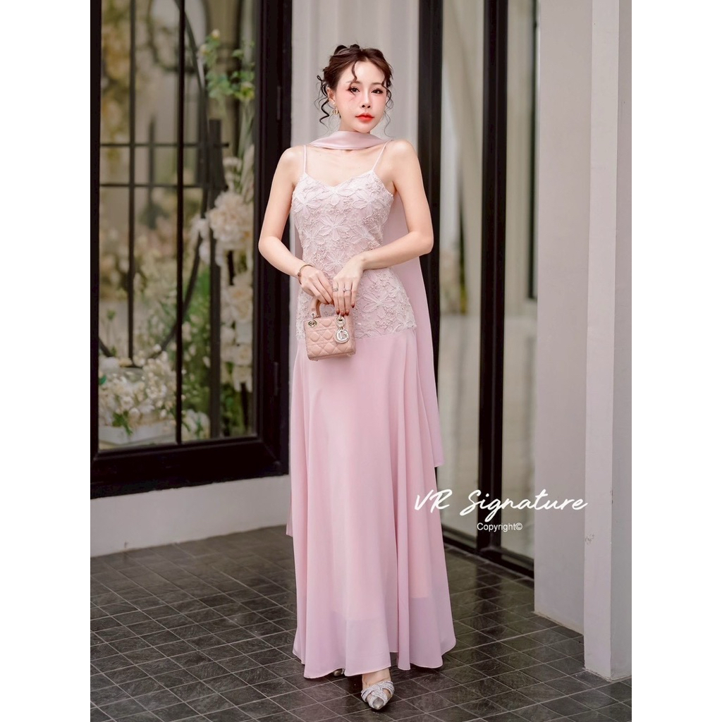 Dress สายเดี่ยวตัวยาวป้าย VR Signature​
