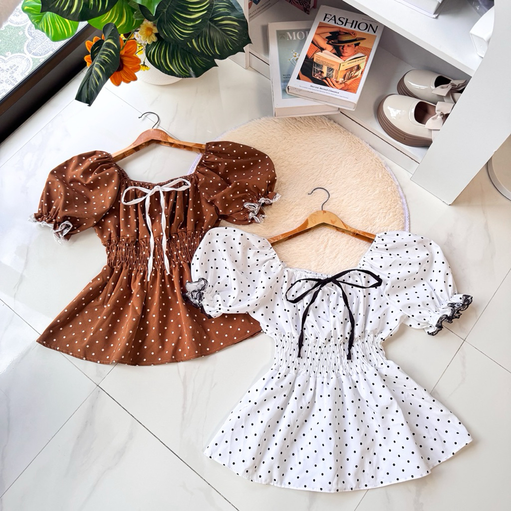 เสื้อแต่งลูกไม้ขอบดำ(อกถึง 48) รุ่นLovely♥️