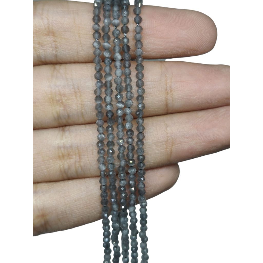 หินมูนสโตน สีเทา เจียระไน หินแท้ธรรมชาติ 1 เส้น ขนาด 2.2มม. 1 Strands Natural Faceted Gray Moonstone 2.2mm Beads