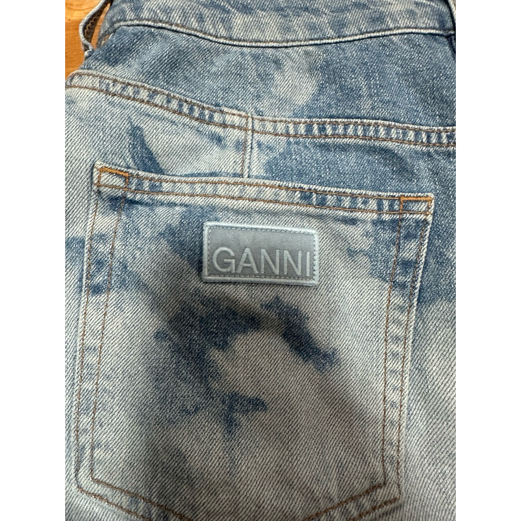 Ganni jeans skirt กระโปรงยีนส์
