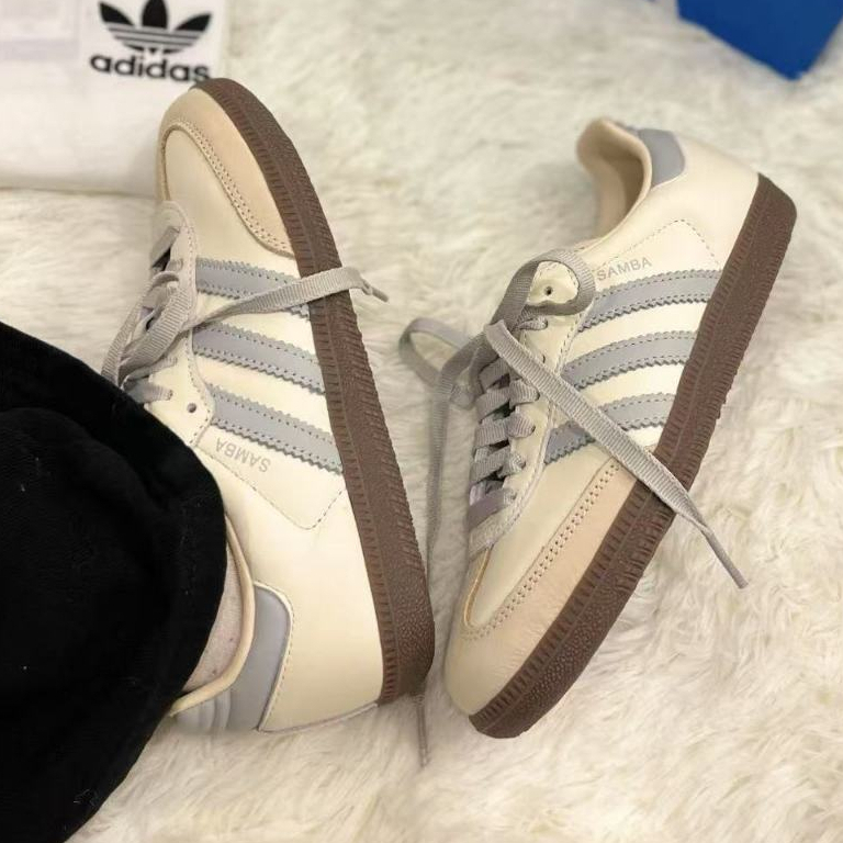 （ของแท้ 100 %）adidas originals samba OG JH7299 สีขาว/น้ำตาล/น้ำเงิน/เทา