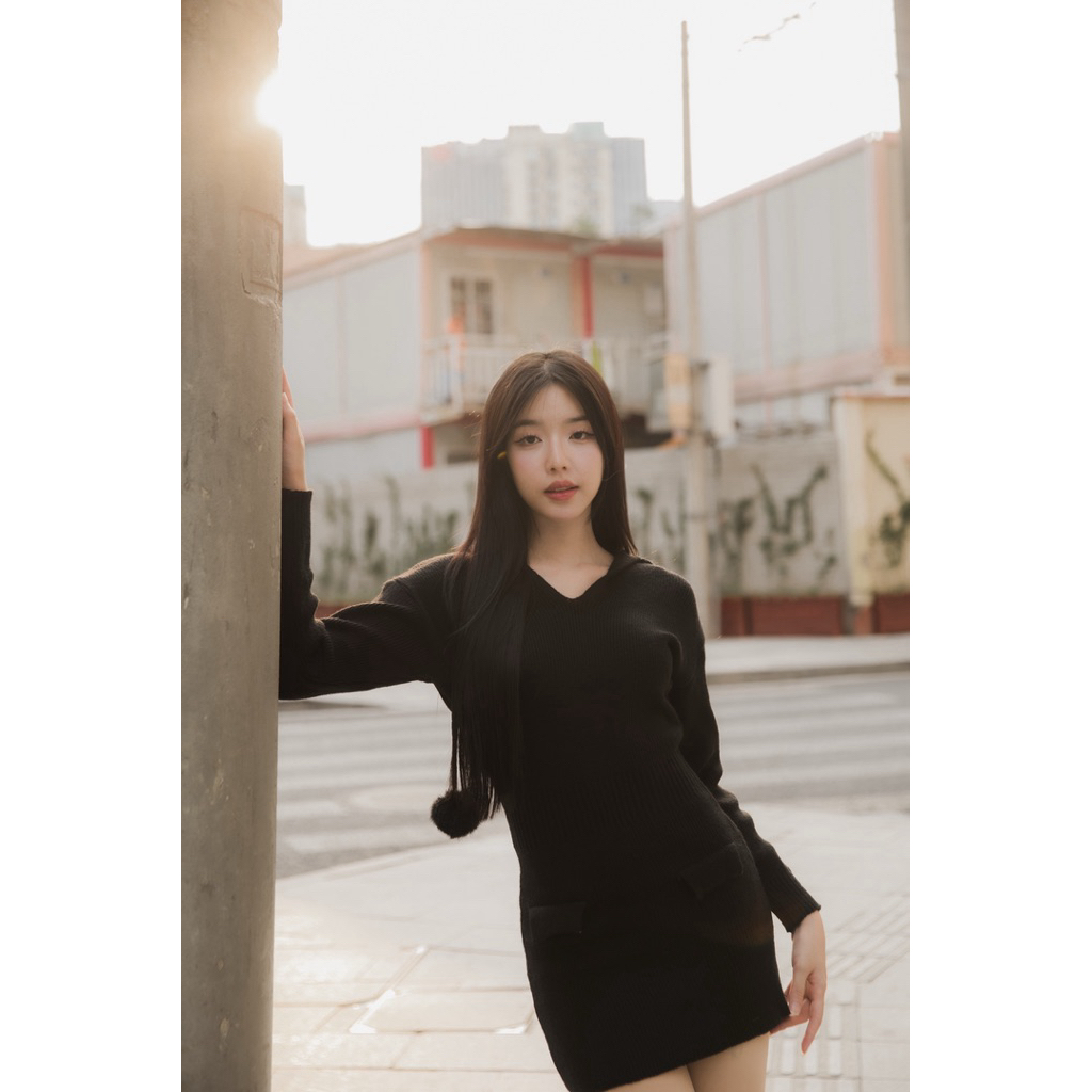 𝑯𝒐𝒐𝒅𝒊𝒆 𝒑𝒐𝒎 𝒑𝒐𝒎 𝒅𝒓𝒆𝒔𝒔 เดรสไหมพรมเข้ารูป - รูปที่ 2