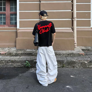 Karants เสื้อยืดผ้าฝ้ายสองทิศทาง Cropped Boxy ปักลายสองด้าน สำหรับผู้ชายและผู้หญิง Unisex - KR207