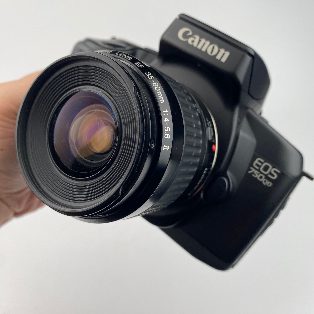 กล้องฟิล์ม 📸 Canon EOS 750QD พร้อมเลนส์ Canon EF 35–80mm f/4–5.6 II
