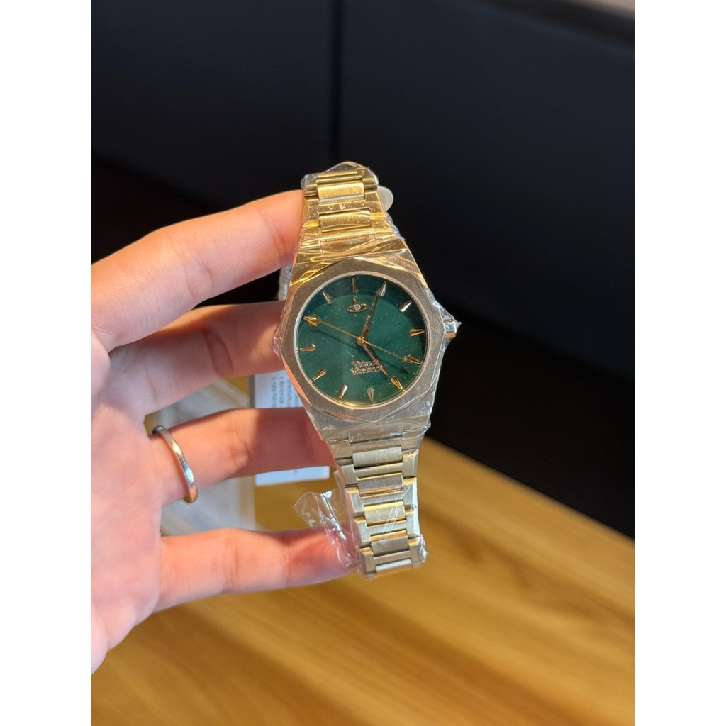 (มีโค้ดลด10%)พร้อมส่ง💯Vivienne westwood รุ่น VV244GRGD (Limehouse)