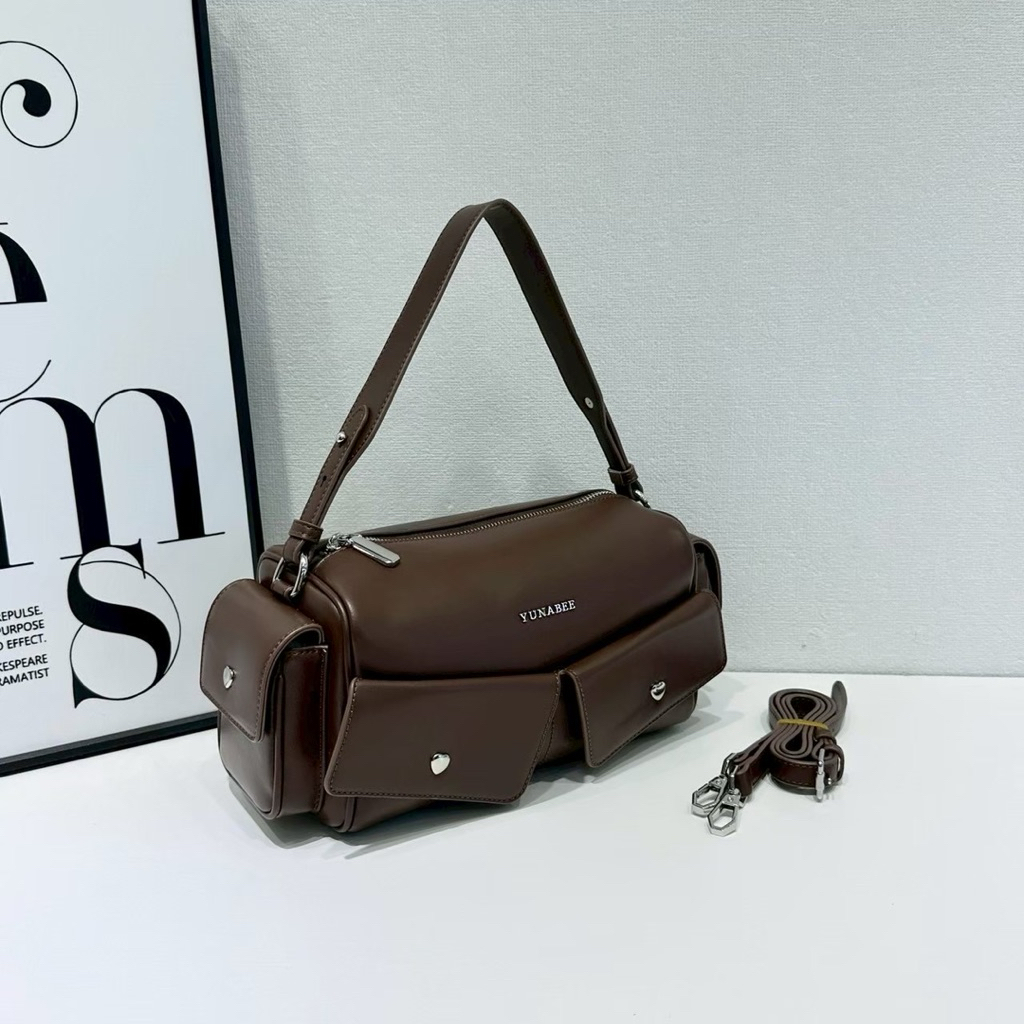 กระเป๋าYUNABEE 33619# กระเป๋าแบรนด์แท้💕 ขนาด10นิ้ว ทรง Baguette Bag ดีเทลกระเป๋าPUเนื้อดีทรงขนมปังฝรั่งเศส - รูปที่ 5