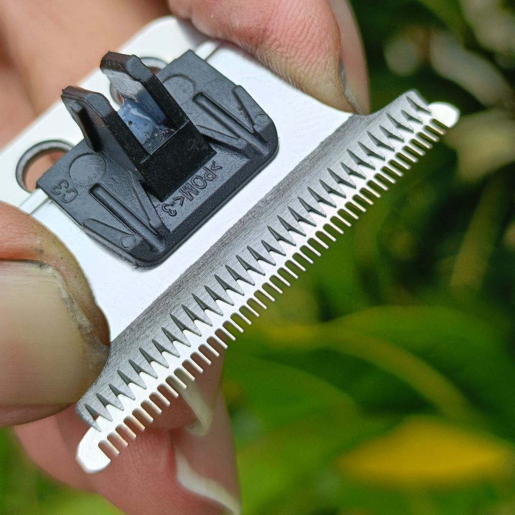 Kemei km-5027 แต่งบางพิเศษเซาะร่องลับคม เวอร์ชั่นเทพ