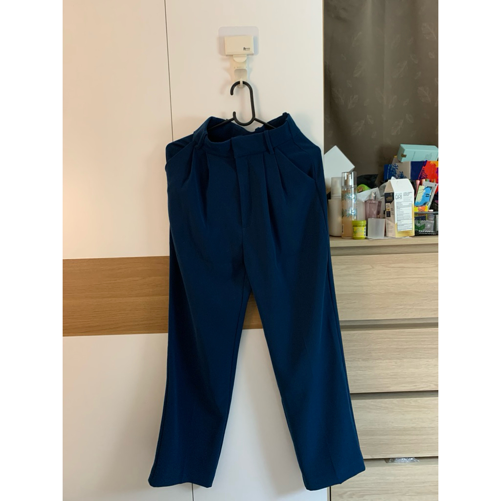กางเกงขายาว freckled market สี midnight blue