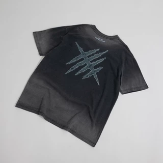 URTHE - เสื้อยืด Oversize รุ่น ANGRY BOSS FADED T-SHIRT (SUPER BOSS Series)