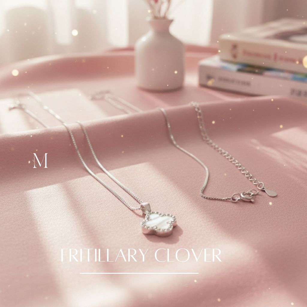 MIND✨สร้อยคอเงินแท้ Fritillary Clover Necklaces สร้อยจี้ สร้อยคอจี้ผู้หญิง สร้อยจี้ สร้อยคอแท้ Valentine ของขวัญ