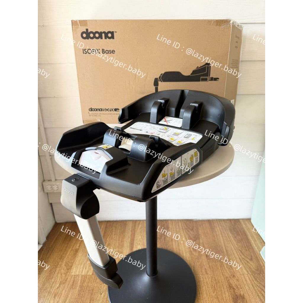 (มือสอง) Doona Isofix Base ปีผลิต 2022/10 หมดอายุ 2028/10 **มีกล่องคู่มือครบค่ะ**