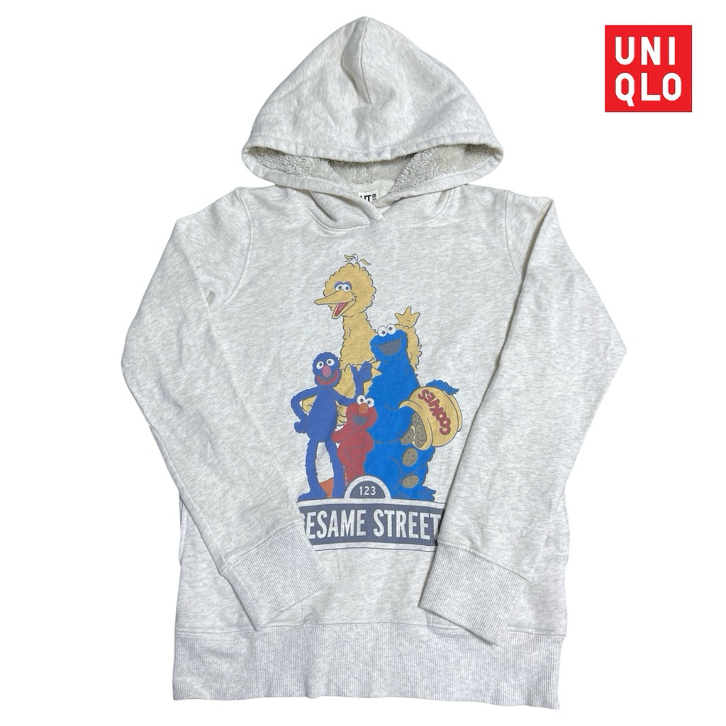 Hoodie uniqlo x sasame street