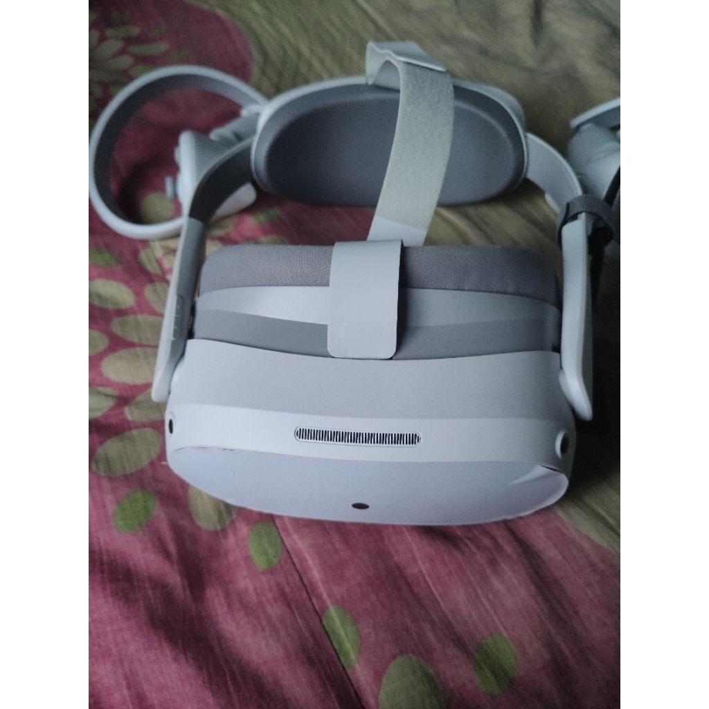 pico 4 8+256GB มือสอง