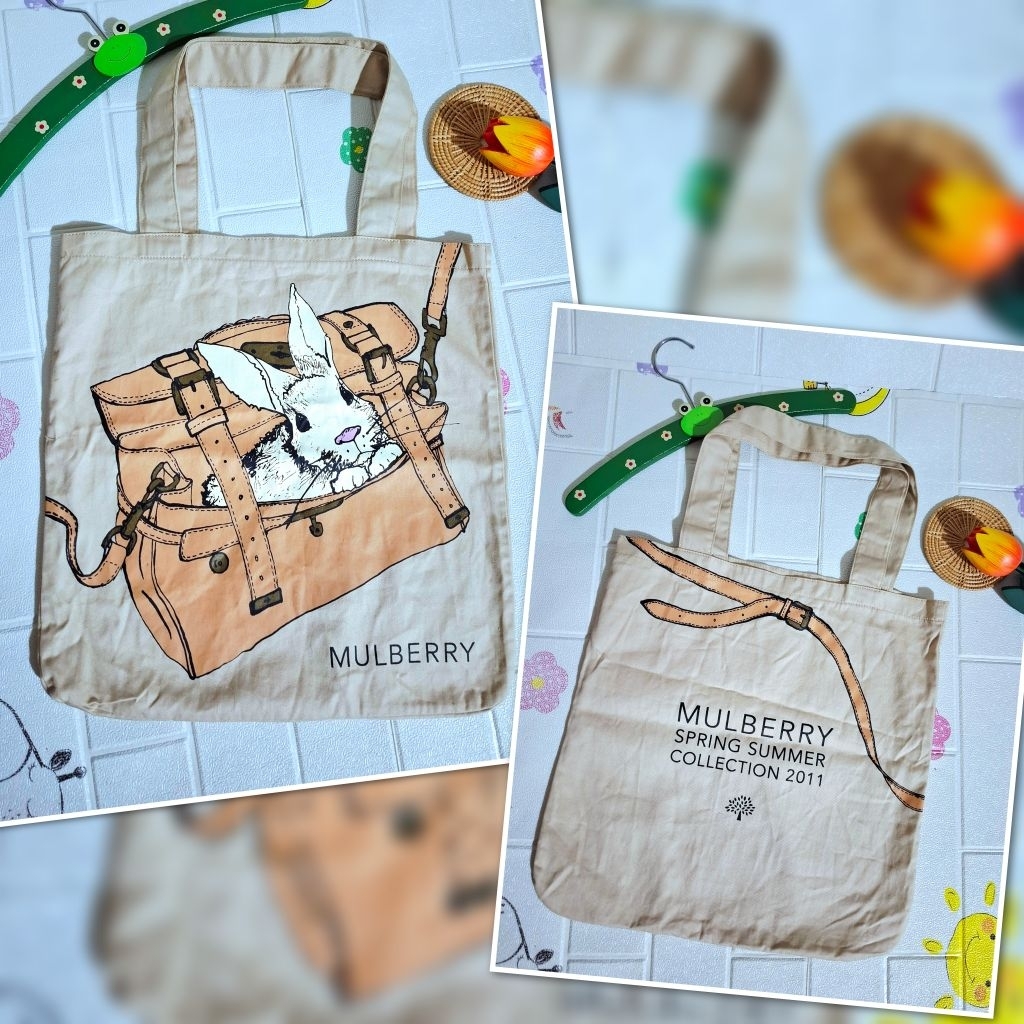 กระเป๋าผ้า Mulberry สกรีนรูปกระต่ายสวยๆ เป็นงานหายาก จาก งาน New York Fashion Week มือสองสภาพดีไม่มี