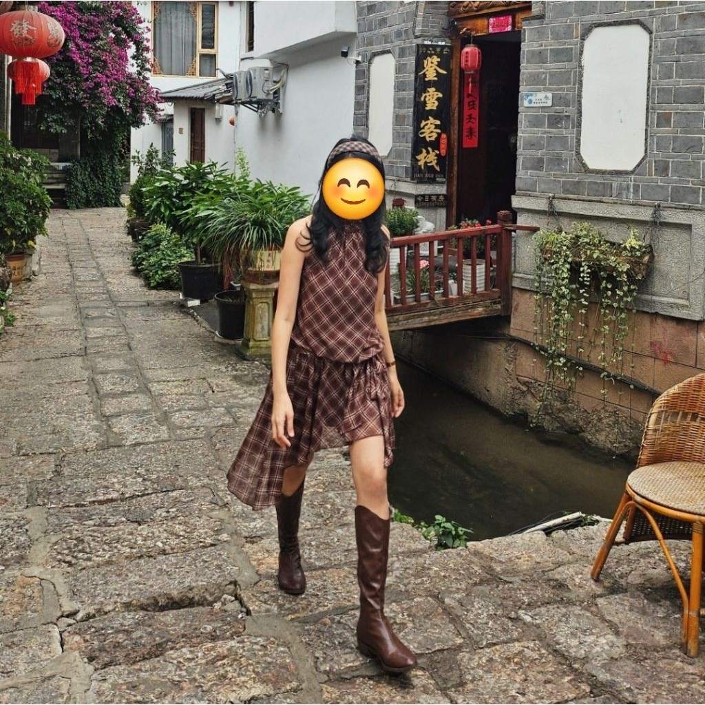 ชุดเดรส Etoile BNK - Capri Dress