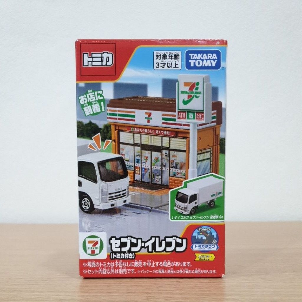 Tomica Town Seven Eleven 7-11 ร้านสะดวกซื้อ มีรถ Isuzu Elf Takara Tomy