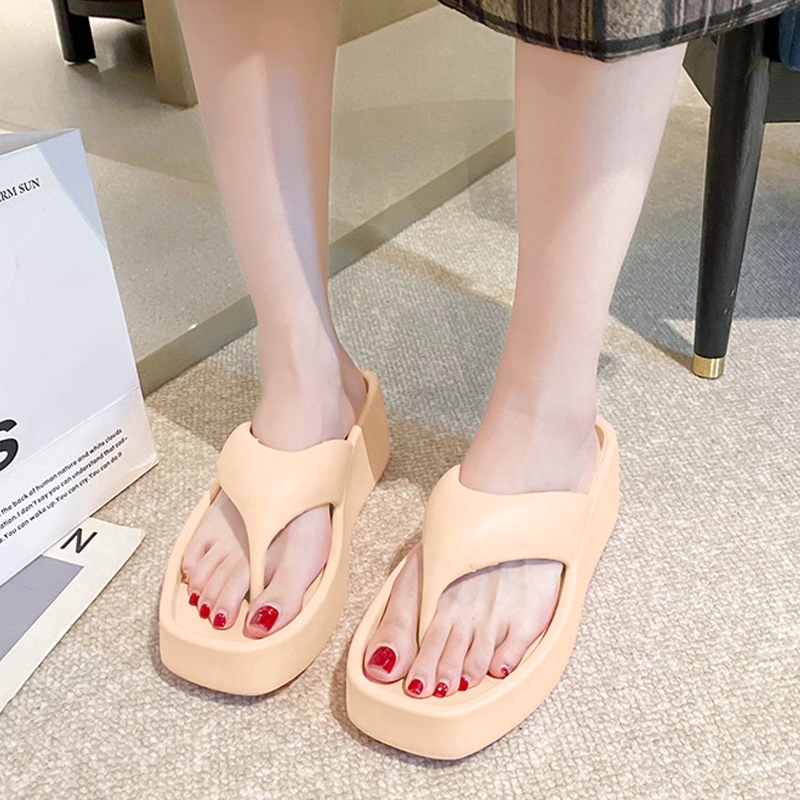 Beemory  สินค้าเข้าใหม่แนะนำ  รองเท้าแตะหูหนีบเสริมส้น  พร้อมส่งเร็วทันใจ รองเท้าแฟชั่นสำหรับคุณผู้หญิง ดีไซน์เก๋ล้ำนำ