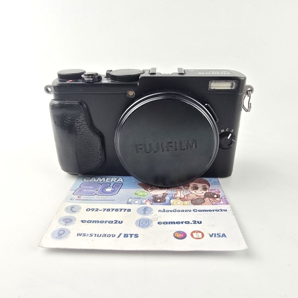 Fujifilm X70 compact