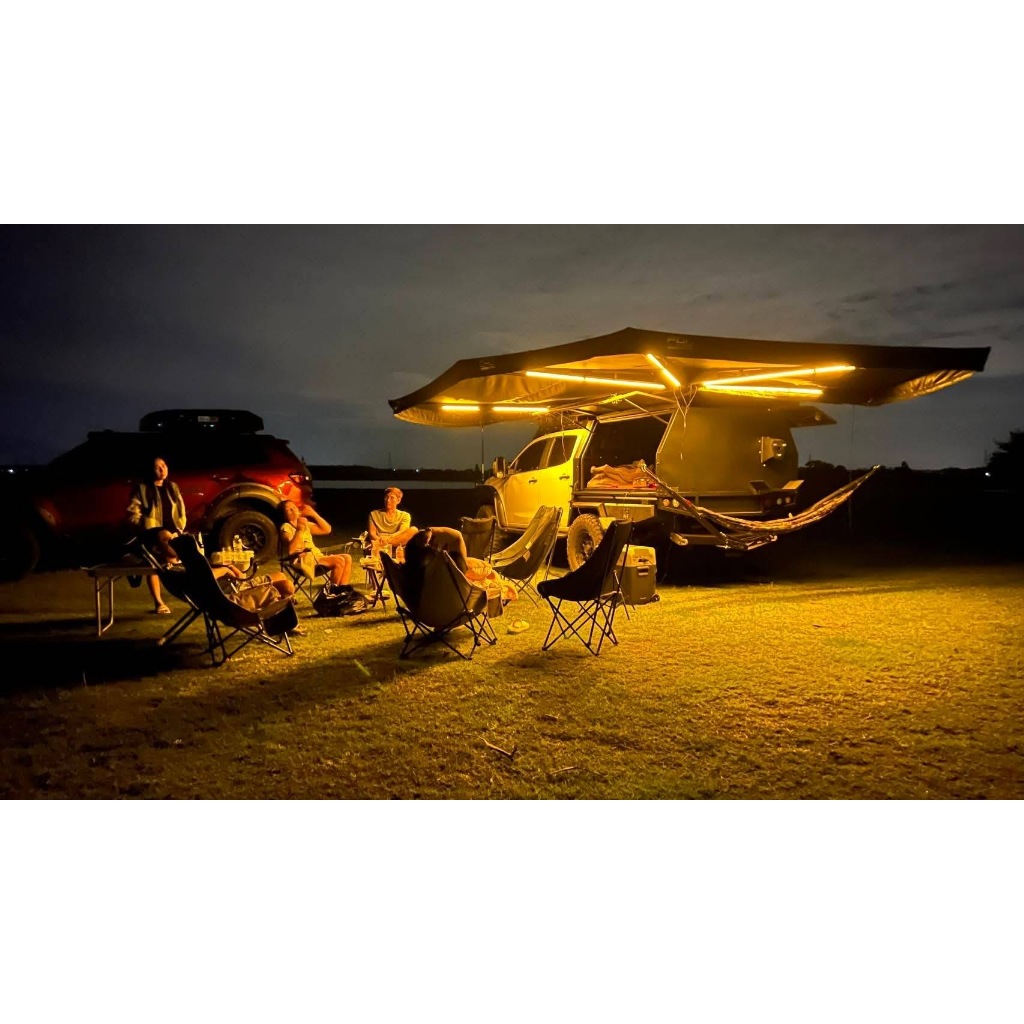 Fon​ Awning 270°plus กันแดดข้างรถ มาพร้อมไฟ LED 5 เส้น ไฟแบบ Amber สไตล์ออสซี่ ปรับได้ 3 สี สีขาวสีว