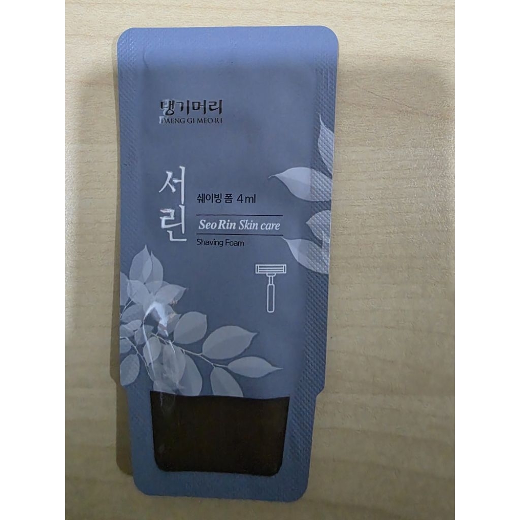 Deang gi meo ri shaving cream ครีมโกนหนวด 4 ml นำเข้าจากเกสหลีของแท้