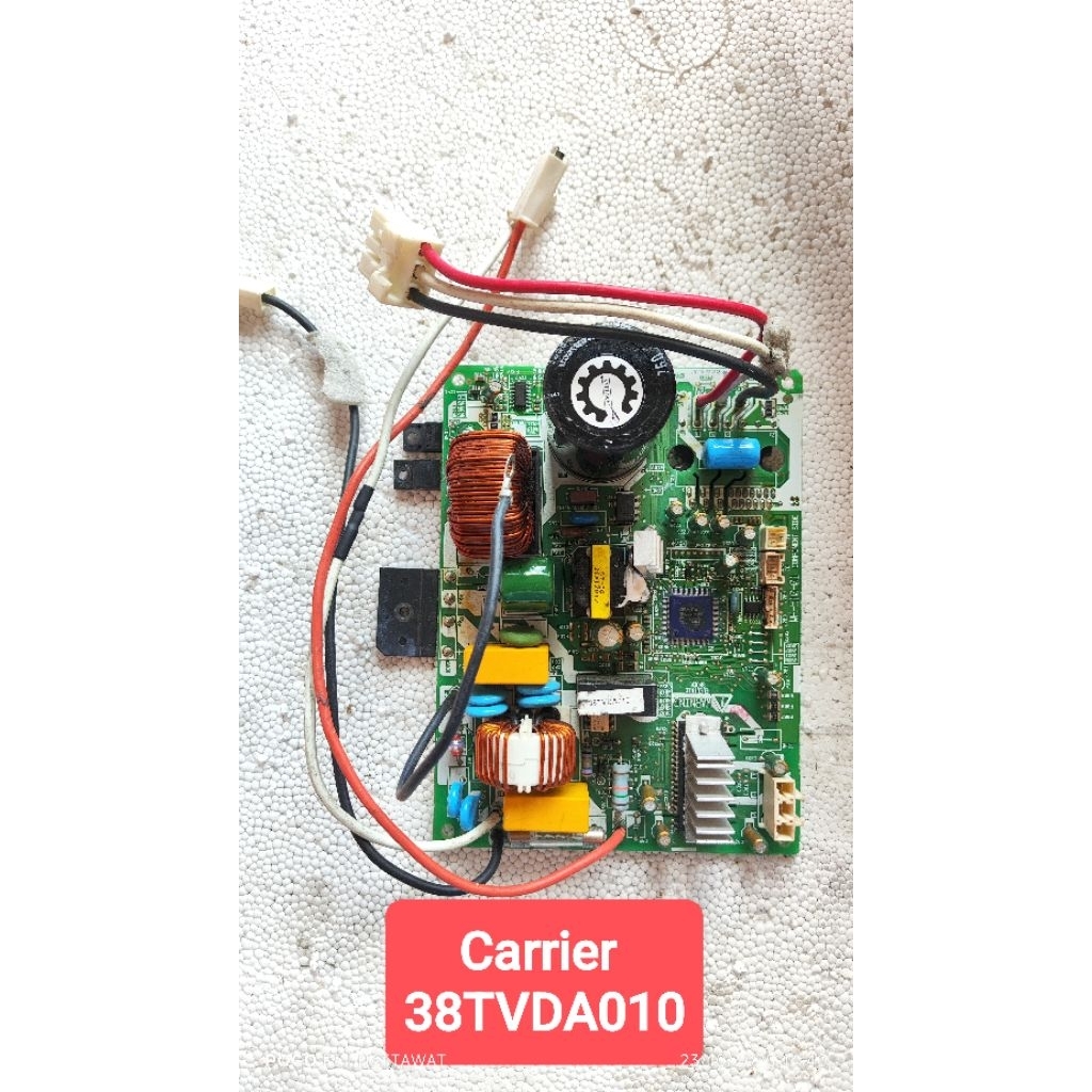 แผงควบคุมคอล์ยร้อนแอร์ Carrier Toshiba มือสอง 10U2ACV2G-T 38TVDA010 38TEVGB010-703