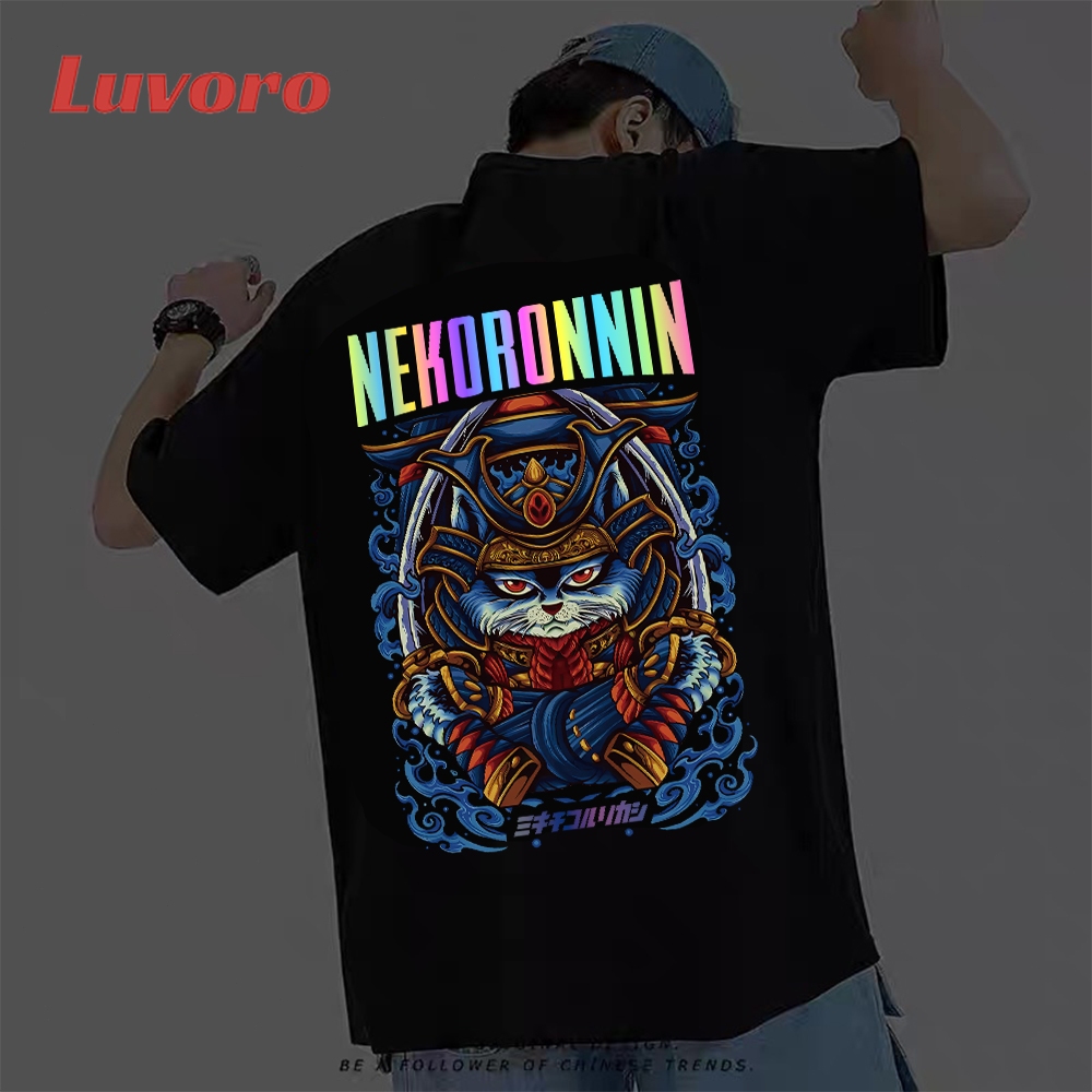 (ผ้าฝ้าย100%) Luvoro 2025 ลายสะท้อนแสงT-shirt ลาย เนื้อผ้านุ่มระบายอากาศดี ยูนิเซ็กซ์แขนสั้น oversize สีดำและสีขาว E018