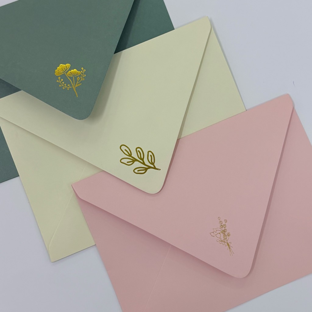 ⭐️ซอง5x7 นิ้ว-ปั๊ม K.Foil⭐️ Thank You/ใบไม้ ที่ฝาซอง ซองงานแต่ง ยุโรป (50 ซอง/แพค)