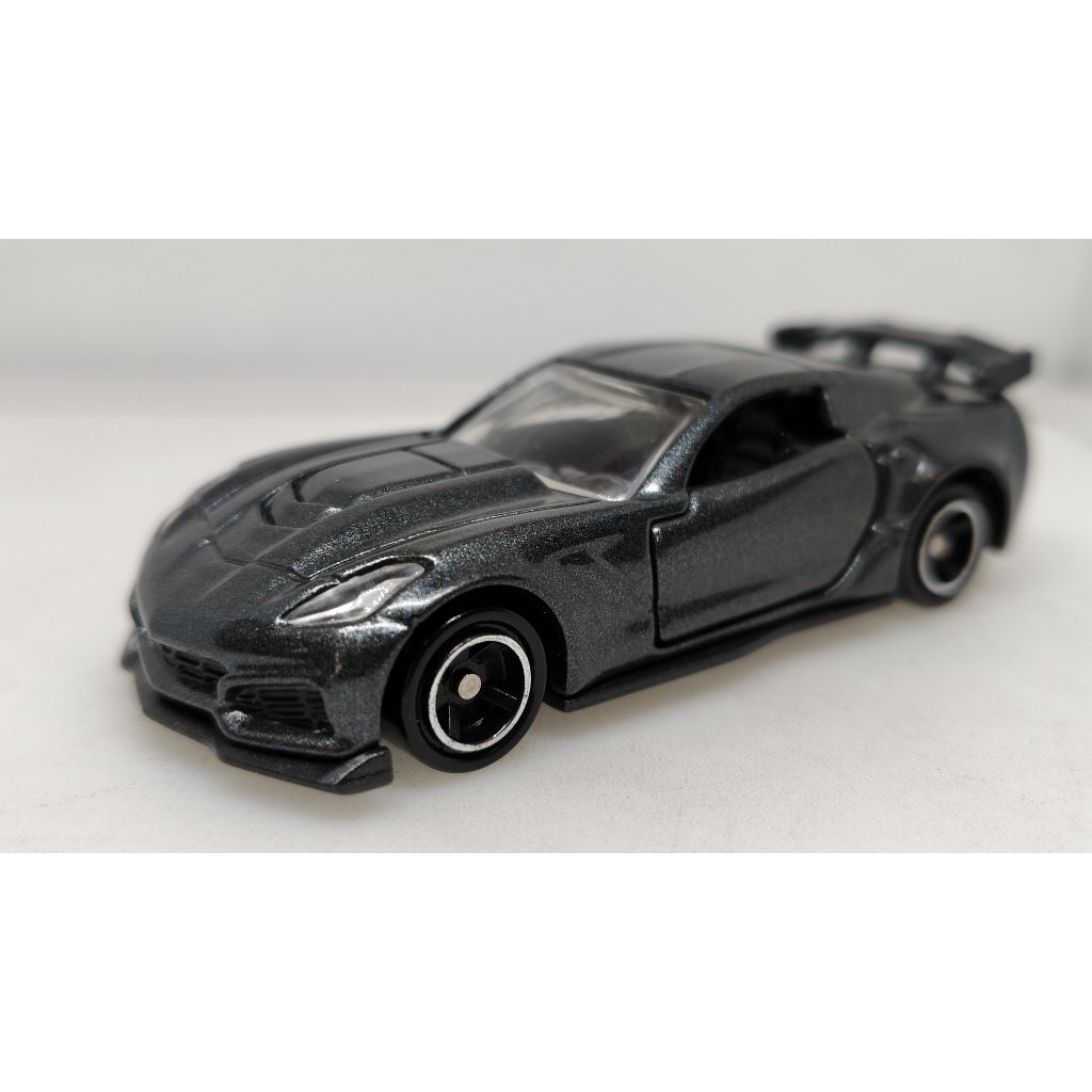 🟡🟡UN02 โมเดลรถเหล็ก Tomica Chevrolet Corvette ZR1