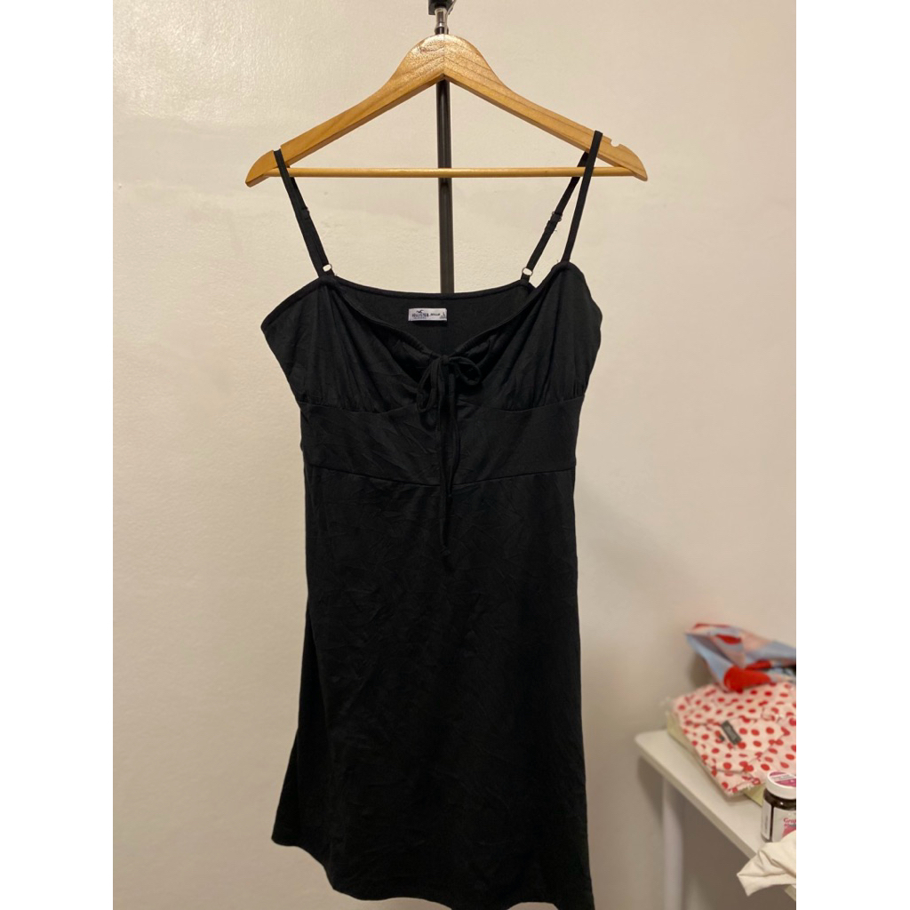 เดรสมือสอง แบรนด์ hollister