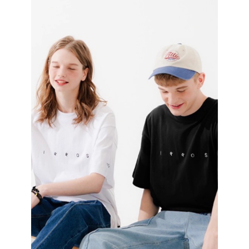 WV PROJECT แขนสั้น Unisex คอกลมลำลอง