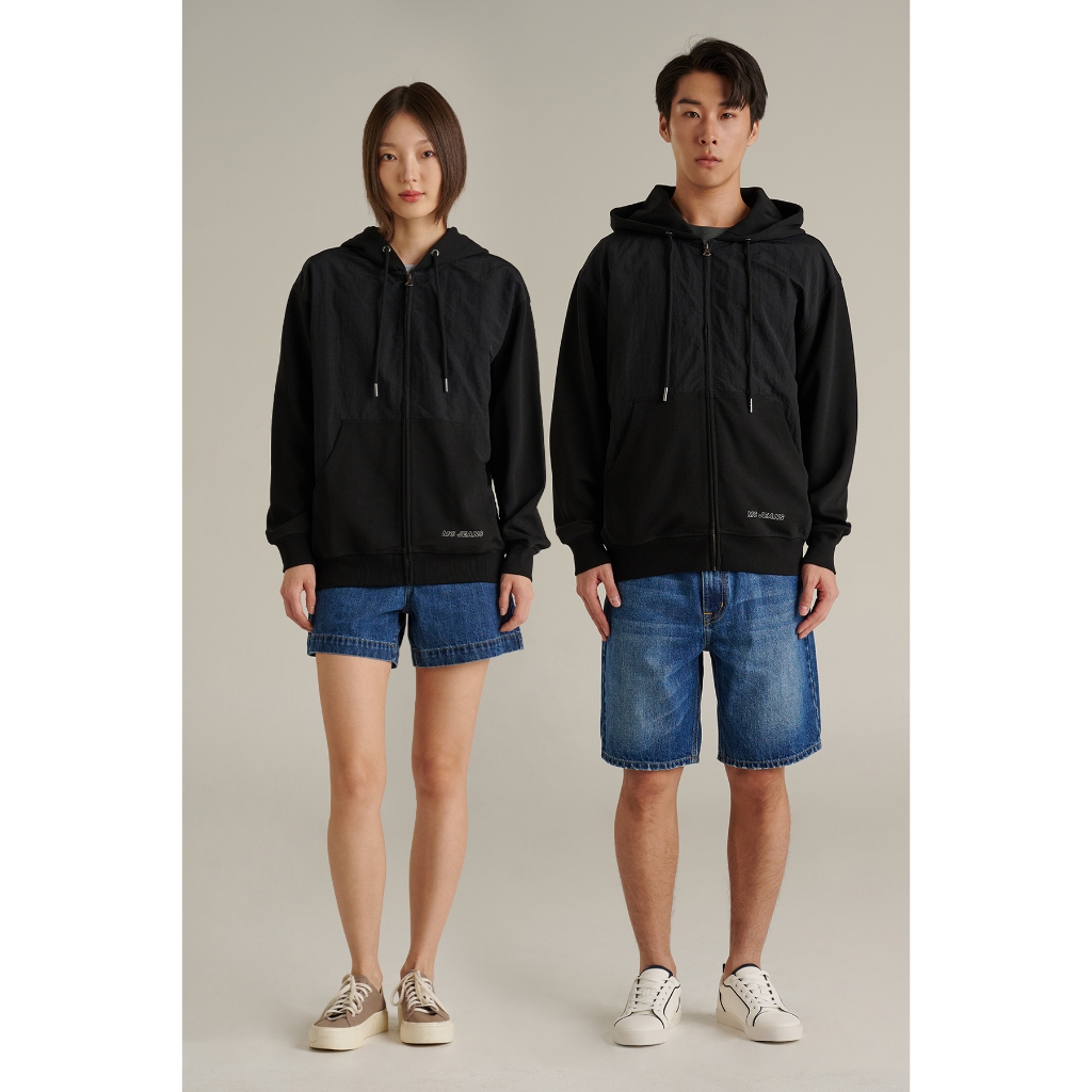 Mc JEANS เสื้อกันหนาว ฮู้ดดี้ Unisex แขนยาว สีดำ MJHZ254 ทรง REGULAR เนื้อผ้าสัมผัสนุ่มสบาย และระบายอากาศได้ดี