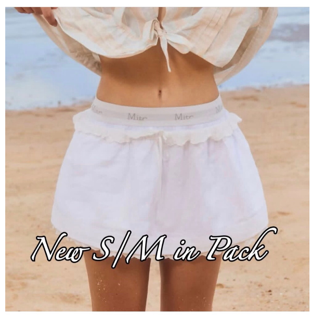 Mitr Missing You Skirt มีทั้ง 2 size  size S/M🤍ของใหม่ New in Pack ค่ะ