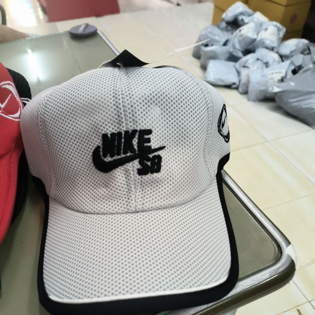 หมวกแก๊ปตาข่ายราคาถูก มีราคาส่ง ซื้อ 10ใบแถมให้ 2ใบ ♥️ชายหญิงใส่ได้ใส่สบาย - รูปที่ 2