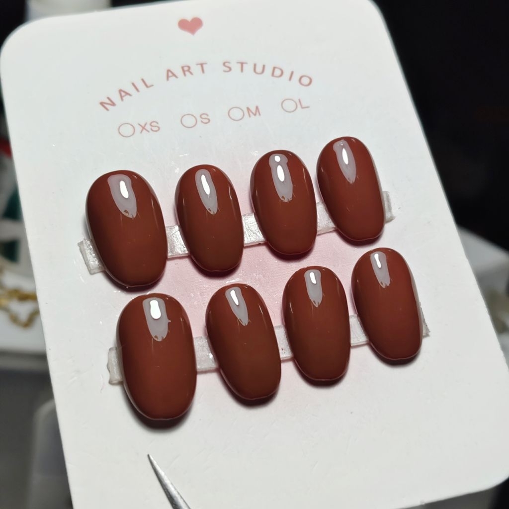 เล็บปลอมสีน้ำตาล006🤎🪵🇹🇭(G006) ท็อปกระจกติดทน แถมฟรีกาว+ตะไบ - รูปที่ 3