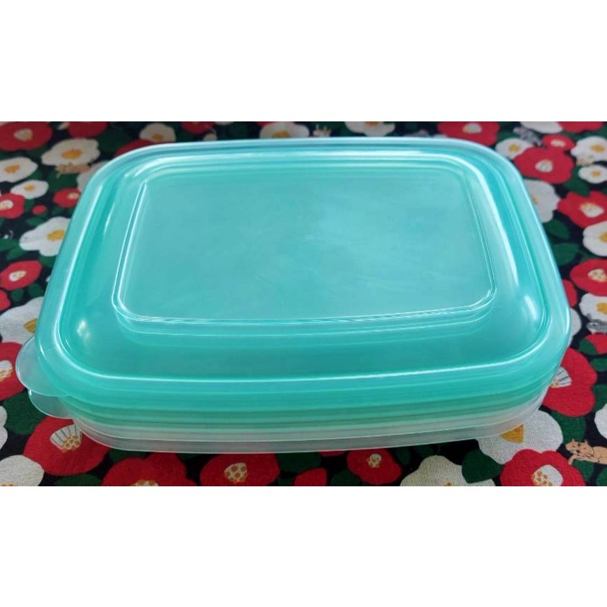 Set กล่อง กล่องเก็บอาหาร จากญี่ปุ่น สามารถเข้าไมโครเวฟได้ 1 set มี 3 ใบพร้อมฝา 500ml Size : 18 x 15 