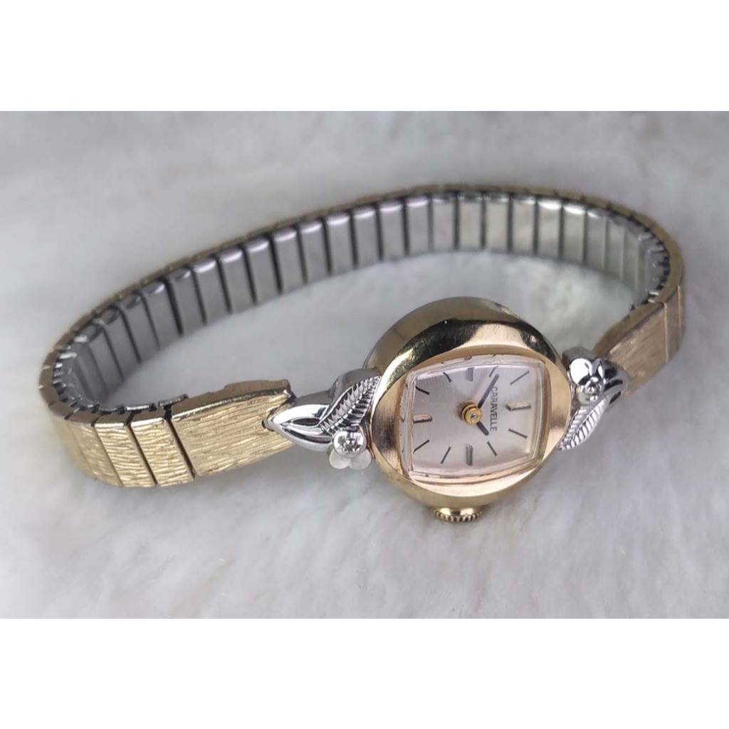 2000-CARAVELLE By BULOVA ระบบไขลาน