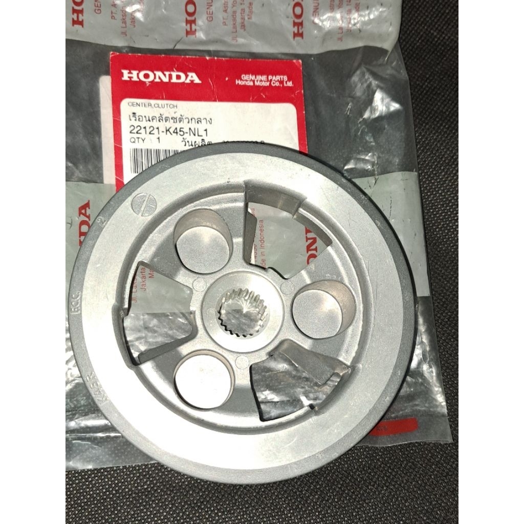 เรือนคลัทซ์ตัวกลาง HONDA CBR150R แท้ศูนย์ รหัส 2212-K45-NL1