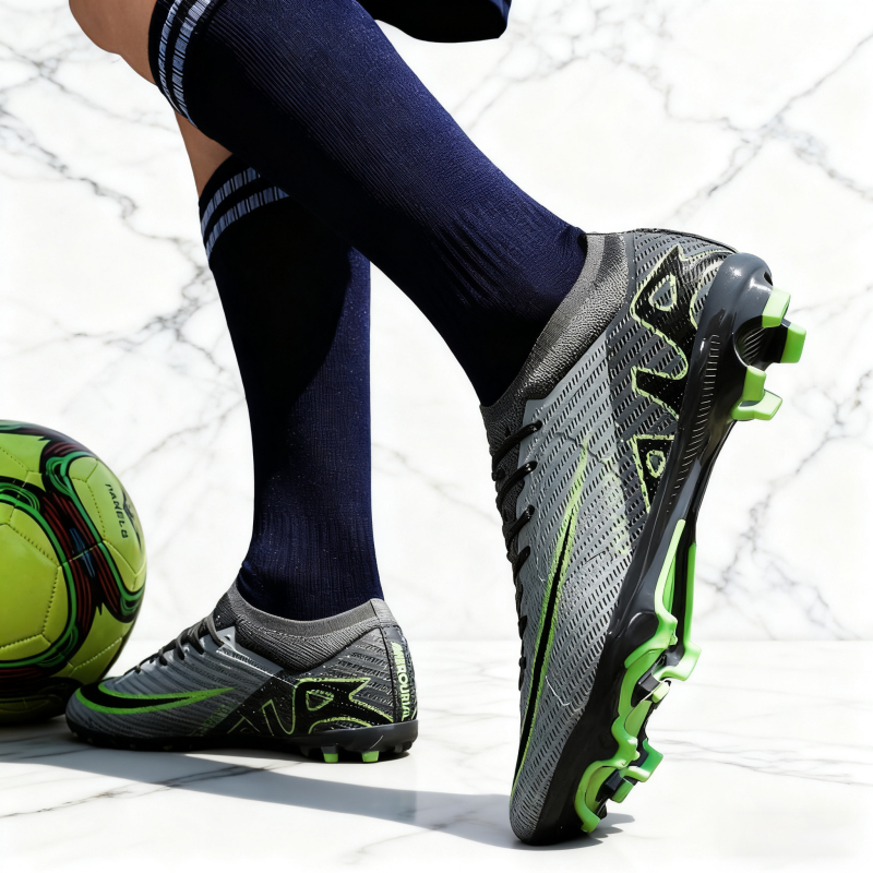 รองเท้าฟุตบอลคุณภาพสูง รองเท้าฟุตบอลมืออาชีพกลางแจ้ง FG Outdoors Professional Sports Soccer Shoes - รูปที่ 3