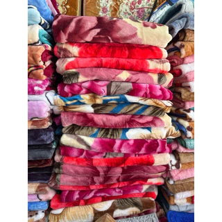 🔥ผ้าห่มขนมิ้ง ลายดอกบัวตั๋น สีสวยสดใส 5 ฟุต（150*200cm）(1.4 กิโล)