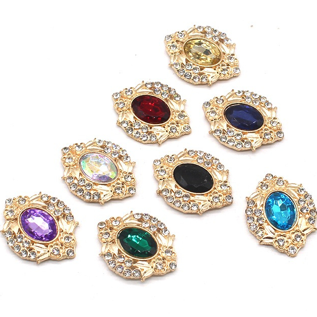 PL05*พร้อมส่ง* สวยเกิ๊นเพชรพลอยรประดับรูปไข่ฐานทอง ขนาด 23*31 มม.