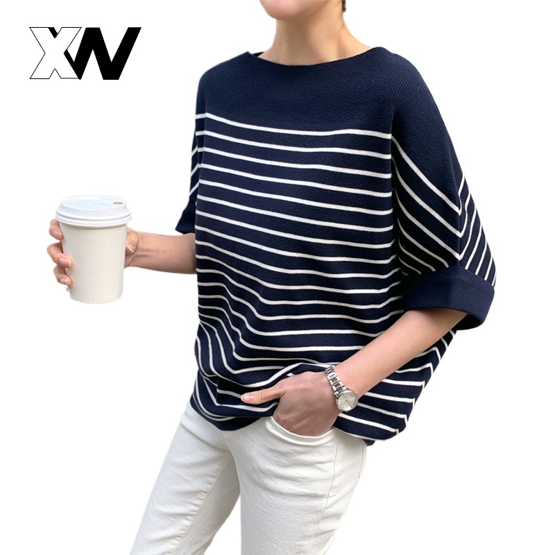 XWbrand   New เสื้อยืดแขนสามส่วน มีหลายสีให้เลือก แต่งลายทาง ผ้านิ่มใส่สบาย แมทช์กับลุคไหนก็ดูดี สไตล์สาวออฟฟิศ