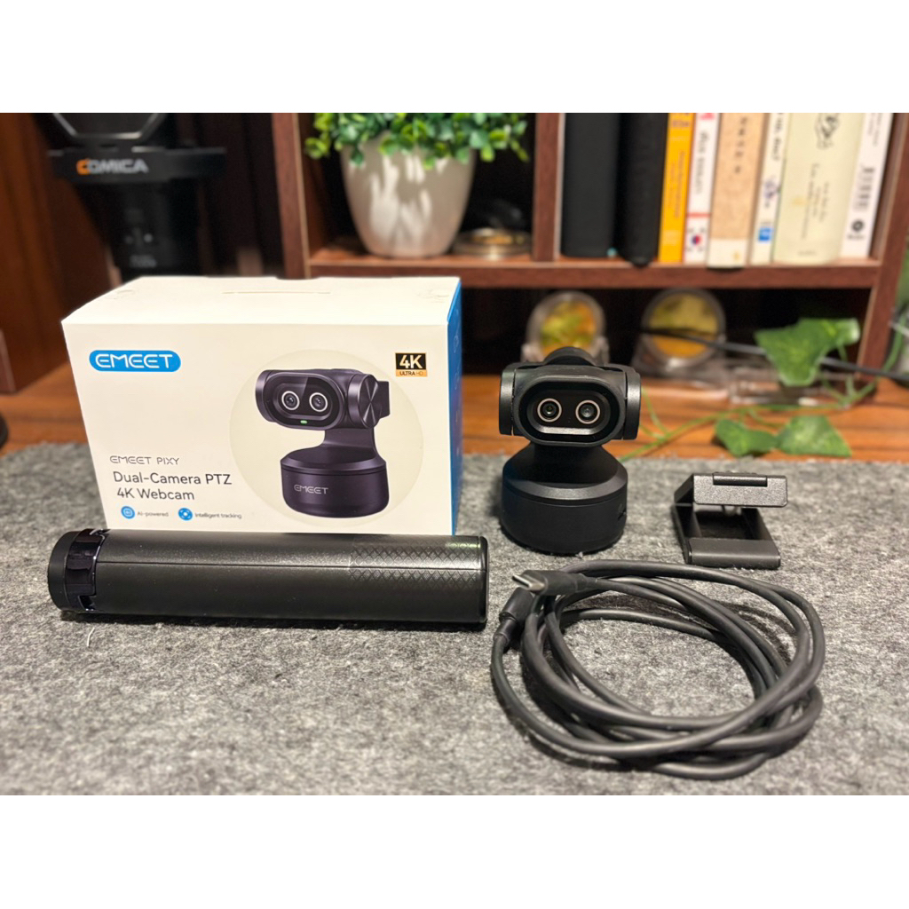 EMEET PIXY 4K มือสอง สภาพ 99% เคยแกะมาดูแต่ไม่ได้ใช้ แถมขาตั้งฟรี