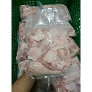 พวงนมหมู นมหมู 1 กิโลกรัม (ส่งขนส่งแช่เย็น)
