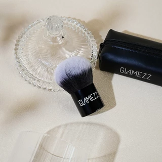 GLAMEZZ แปรงปอมปอม คาบูกิ(ของแท้) **พร้อมส่ง** ปัดแก้ม แต่งหน้าขนนุ่มฟูแน่น