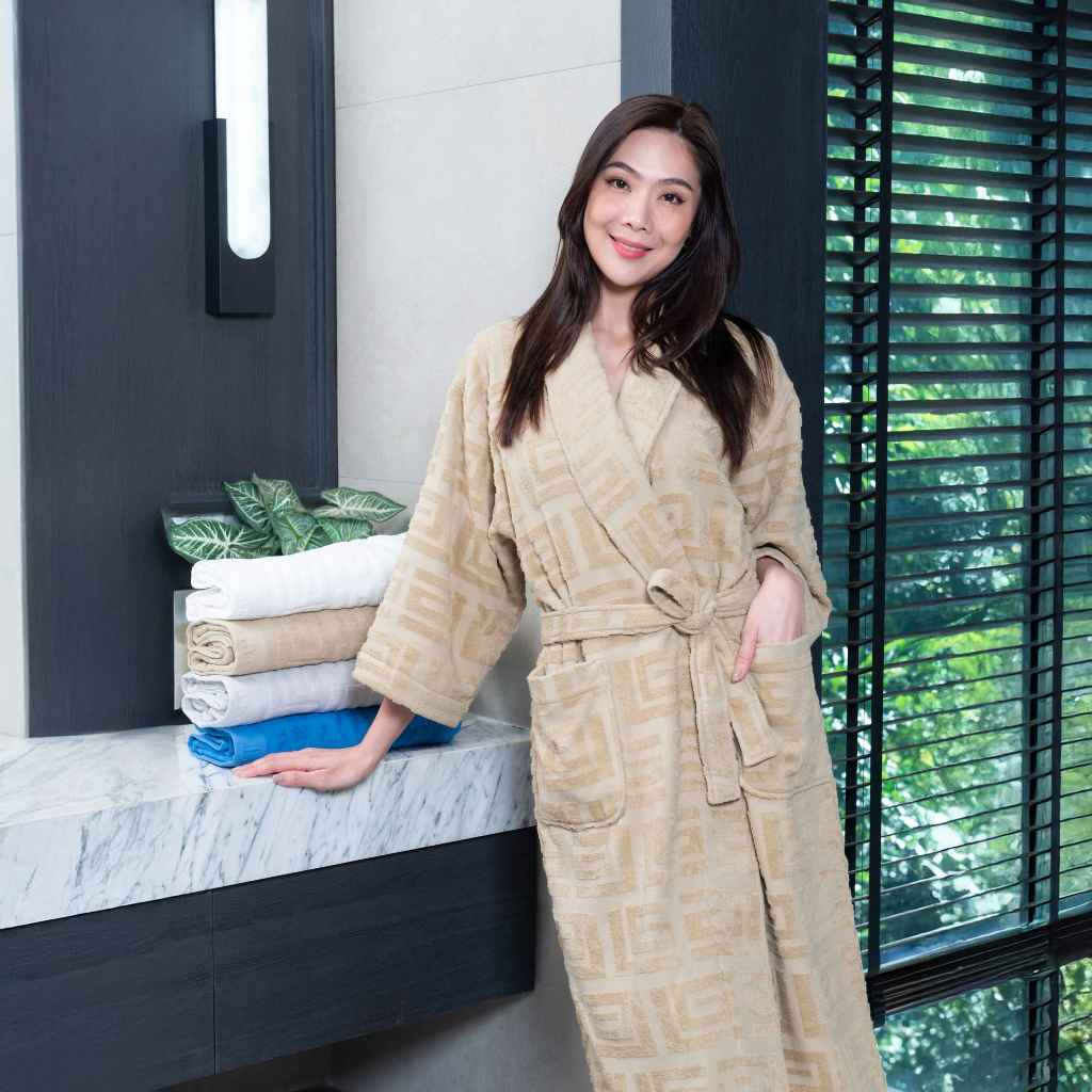 GUY LAROCHE BATH ROBE ชุดคลุมอาบน้ำ GL COLLECTION รุ่น TGB101F1