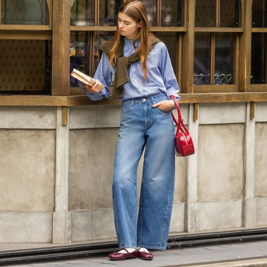 GU ของแท้ (พร้อมส่ง) กางเกงยีนส์ทรง Barrel/ GU Barrel leg jeans