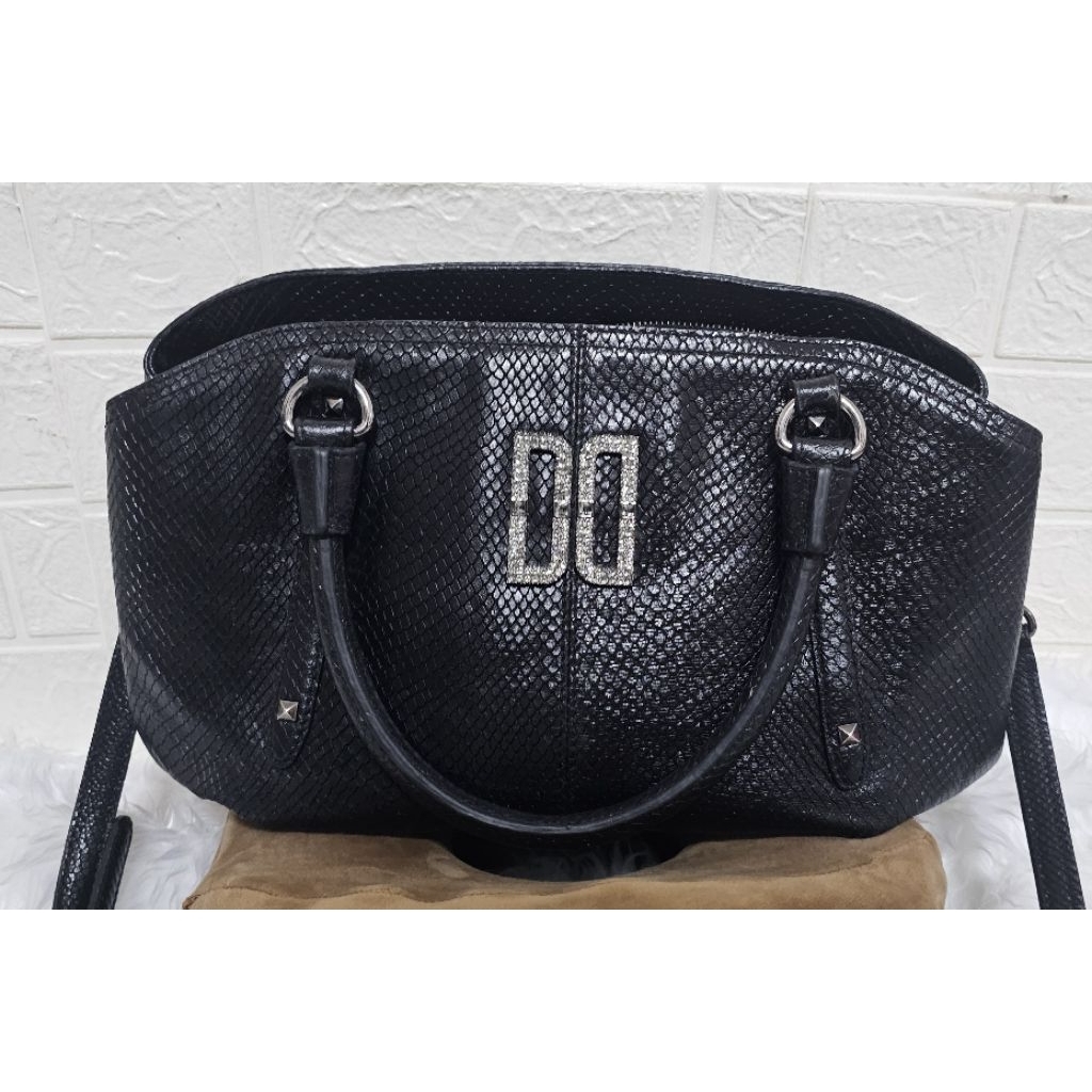 กระเป๋า Daks London 2way bag
