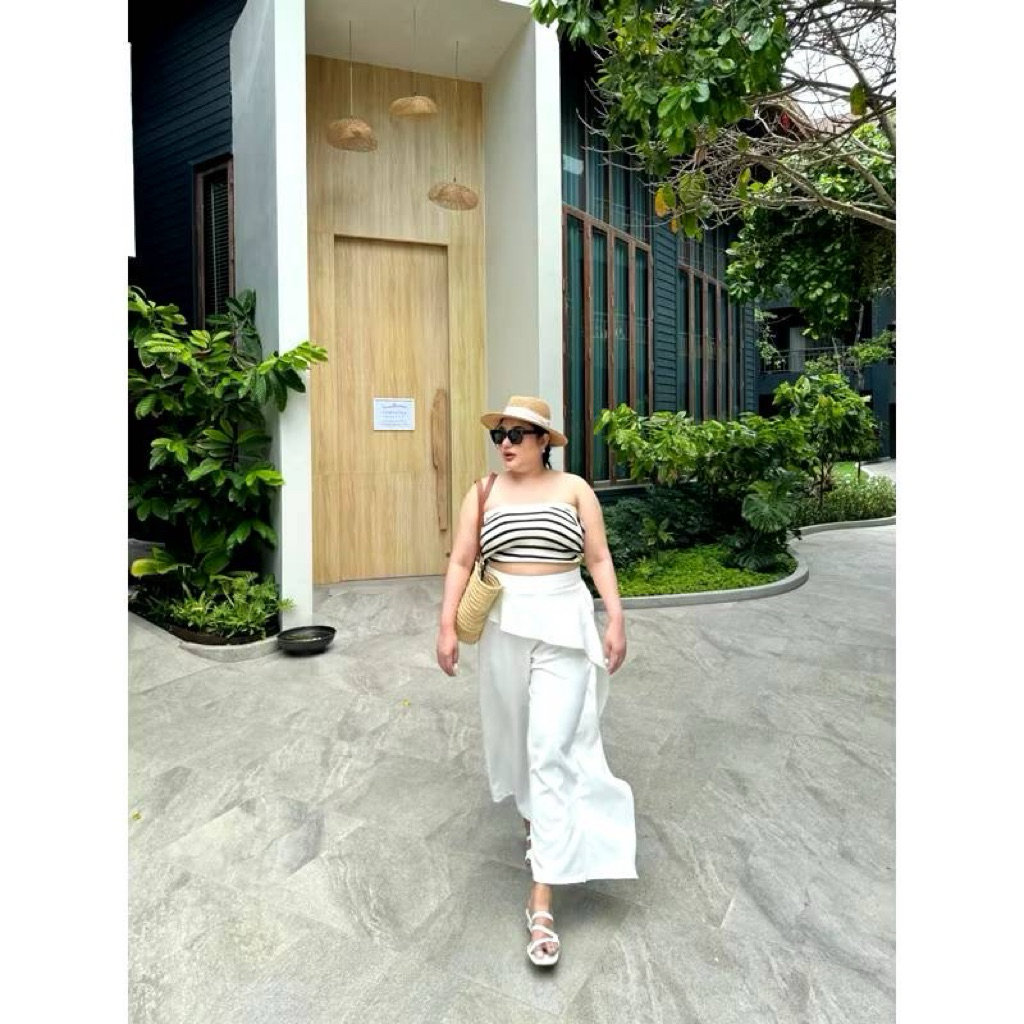 กางเกงสีขาวงานป้าย MUENFUN