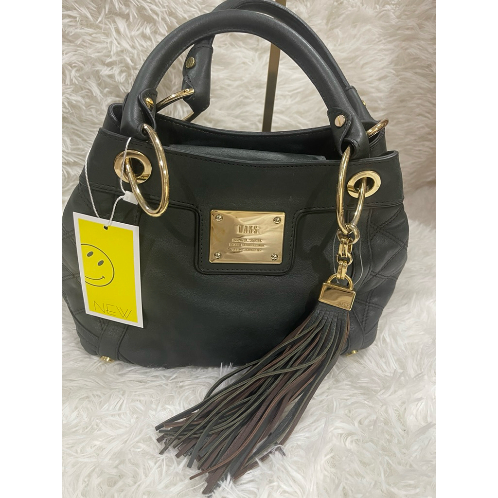 กระเป๋าถือ Daks london